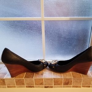 EUC Tory Burch Black Leather Peep-toe Wedges